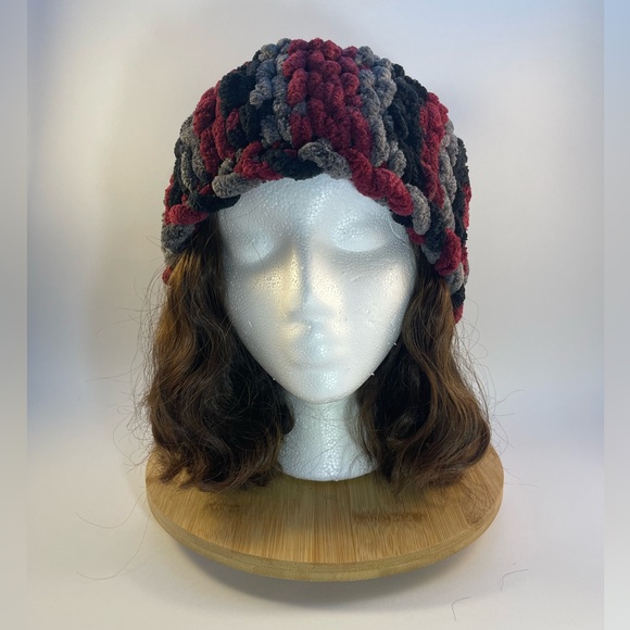 Handmade Women’s/Junior’s Winter Hat With Loopy Pom-Pom- Cranberry, Gray & Black - Picture 4 of 9